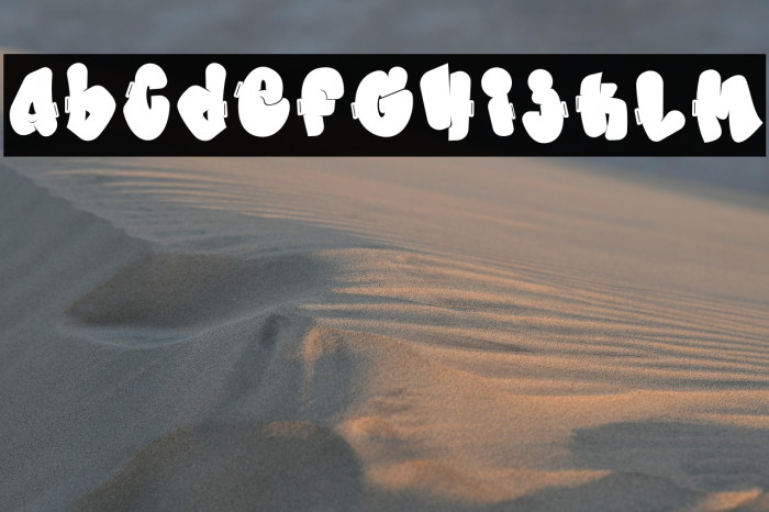 Morp Caps Font examples