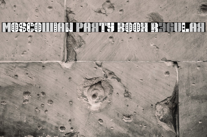 Moscowian Party Book Regular Font examples