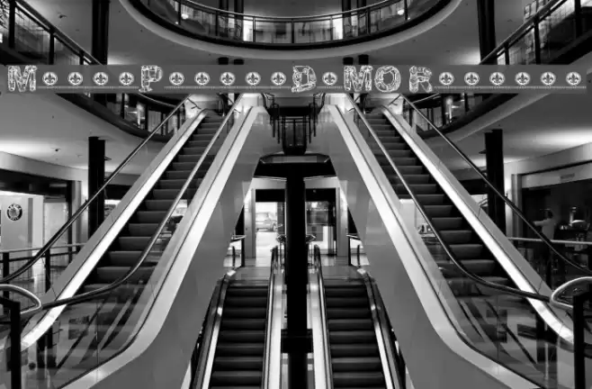 MotorPiecesDEMO Regular Font examples