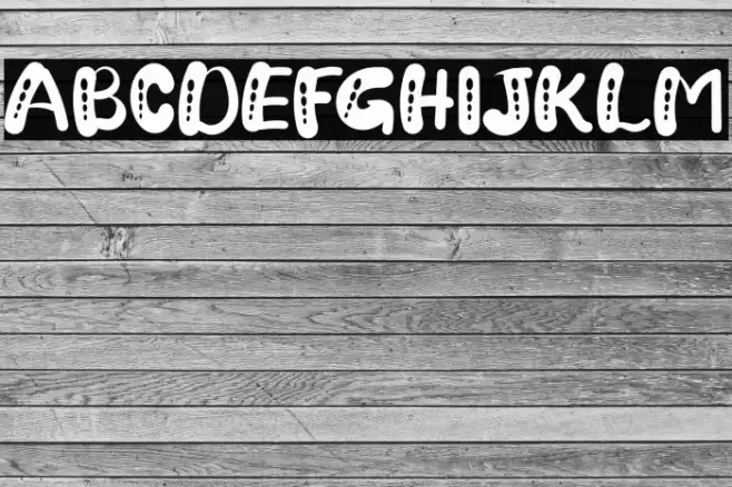 Mountain Holliday Font examples