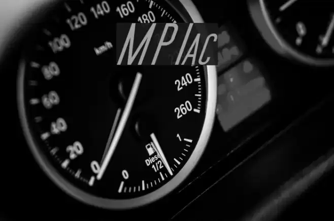 Movie Poster Italic Font examples