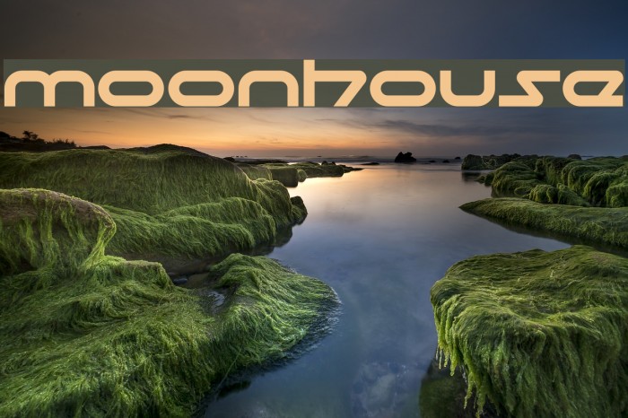moonhouse Font examples