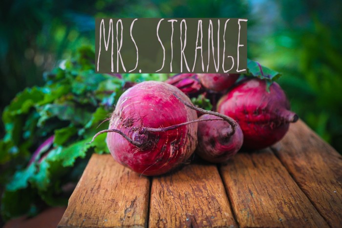 Mrs. Strange Font examples