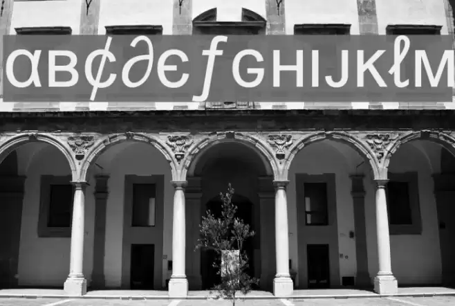 Msn Weird फ़ॉन्ट examples