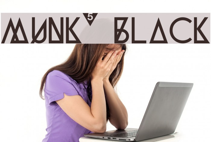 Munk5 Black Font examples