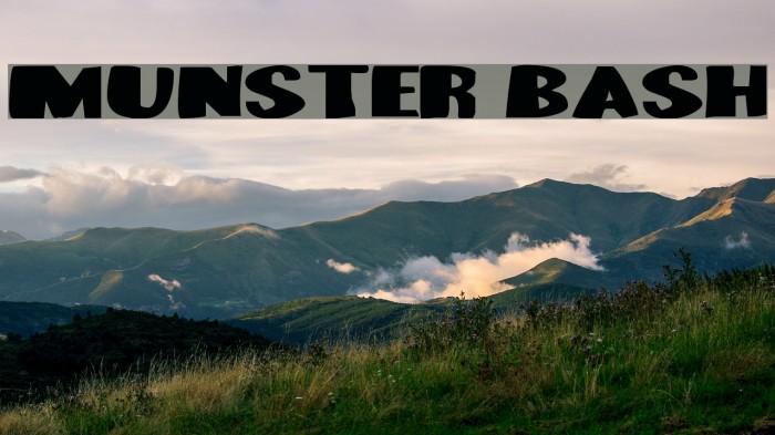 Munster Bash Font examples