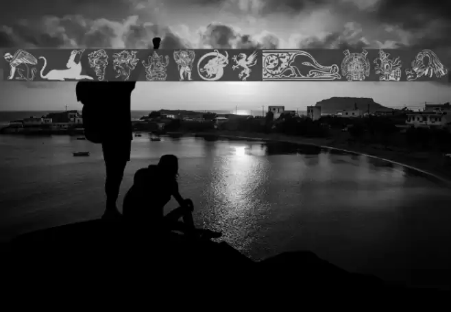 Mythology 1 خط examples