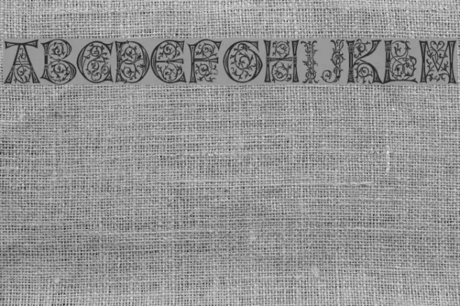 Napoli Font examples