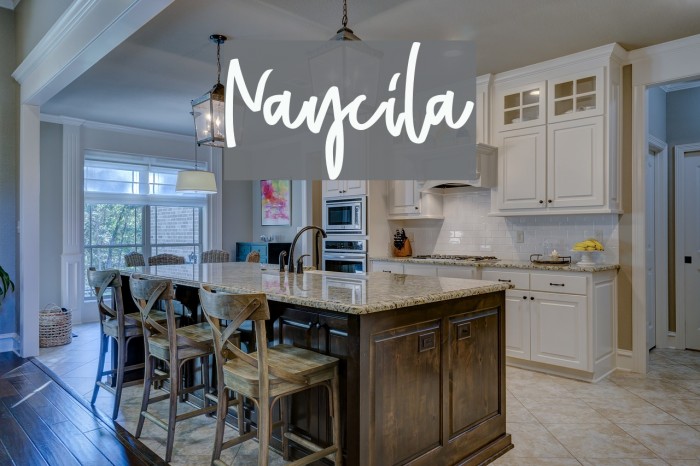 Naycila Font examples
