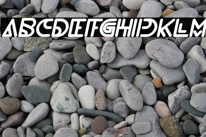 NEVER ENDING MAZE Bold Italic Example 2