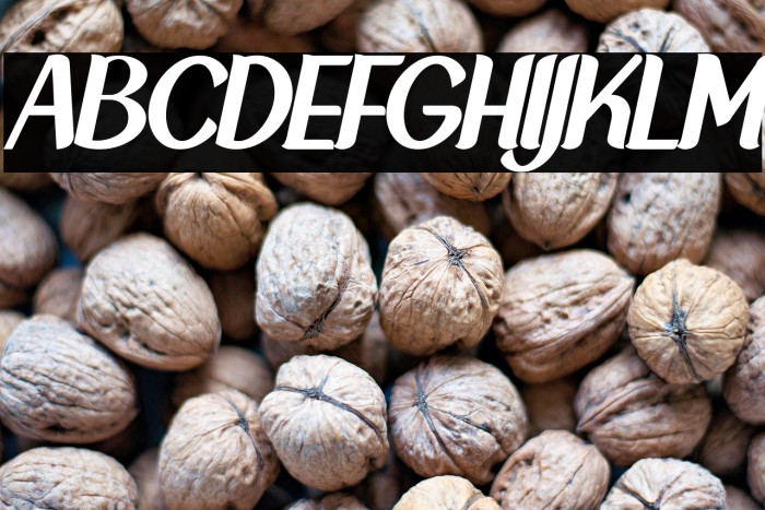 NewCrown-BoldItalic_DEMO Example 1