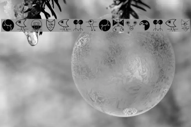 NewTechnoFaces Font examples