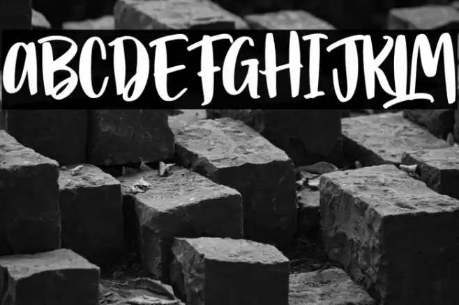 Night Smile Font examples