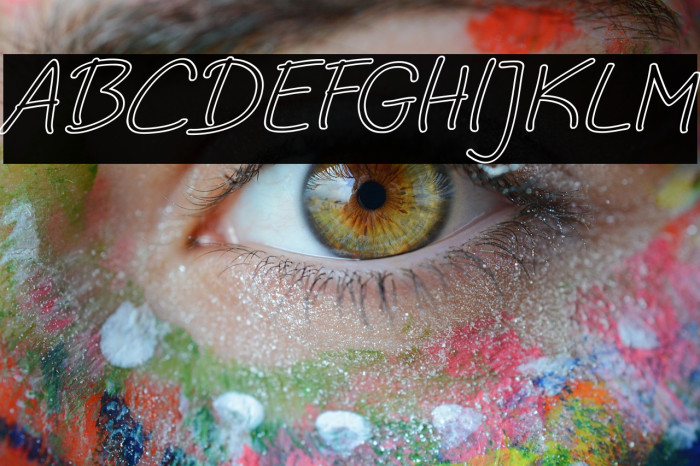 Noela Sherly Outline Italic Example 2