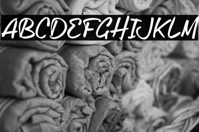 OldLetterhandTRIAL Font examples