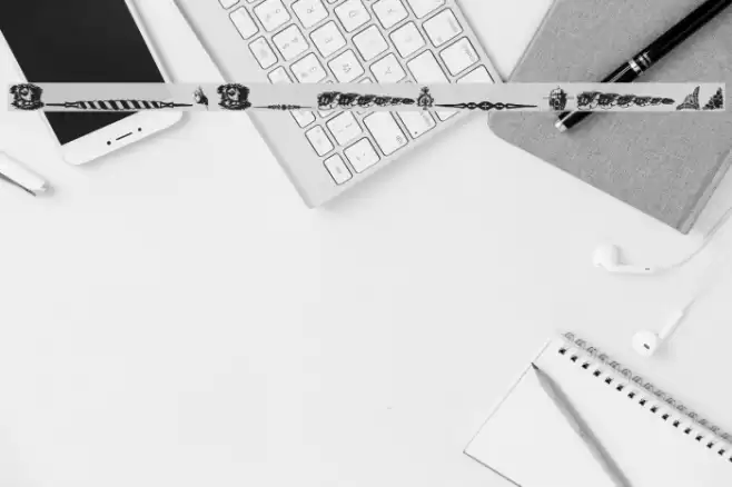 old ornaments Font examples