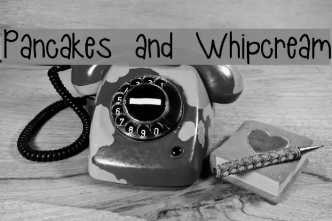 Pancakes and Whipcream Font examples