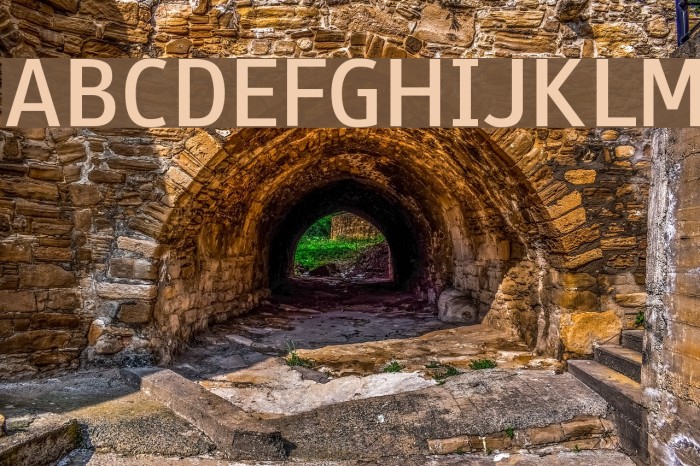 Paneuropa Road Font examples