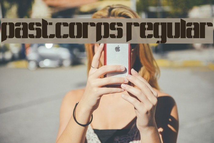 Pastcorps Regular Font examples
