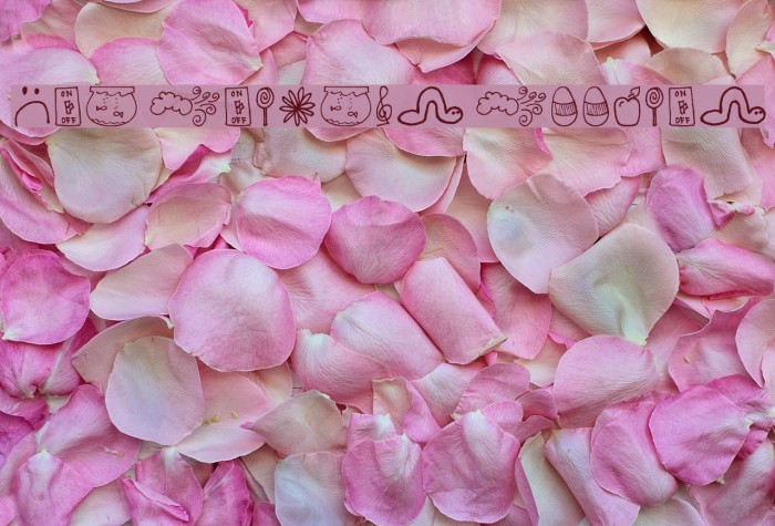 Pea Deliah's Doodles Font examples