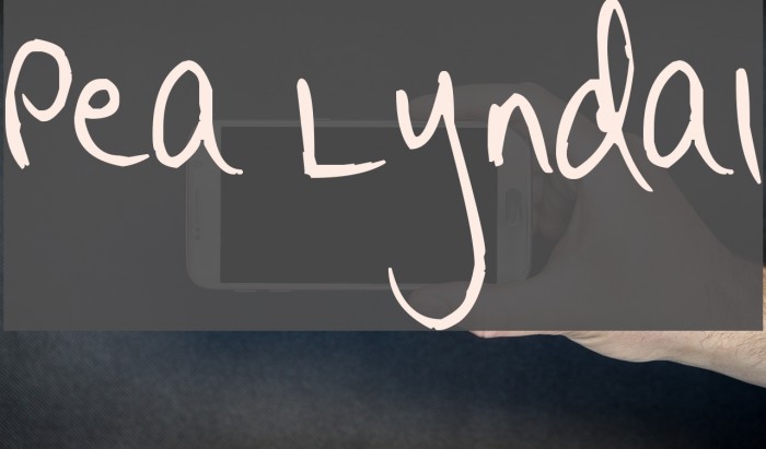 Pea Lyndal Font examples