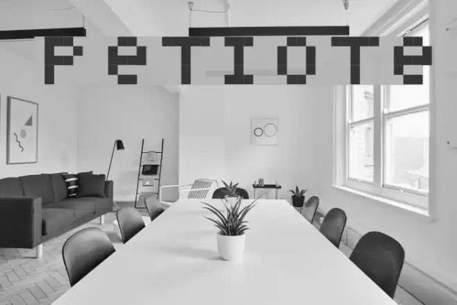 Petiote Font examples