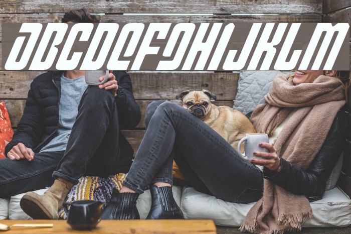 Philadelphia Italic Light Font examples