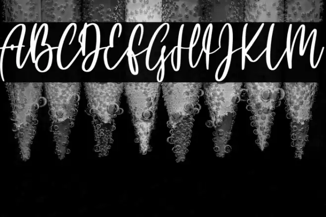 Pink blossom Font examples