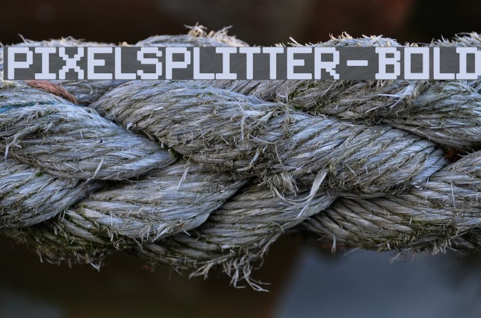 PixelSplitter-Bold Font examples