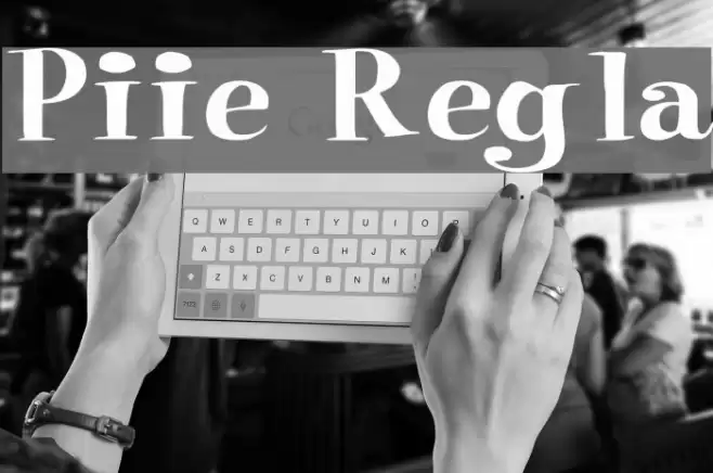 Pixie Regular Font examples