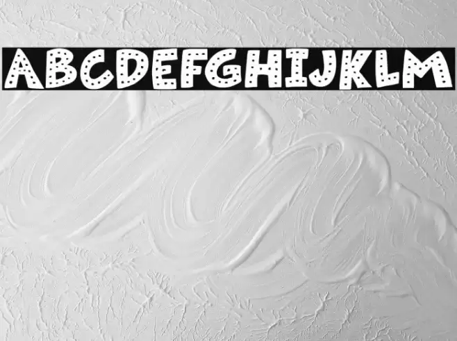 Plastic Fantastic Dots DEMO Regular Fuentes examples