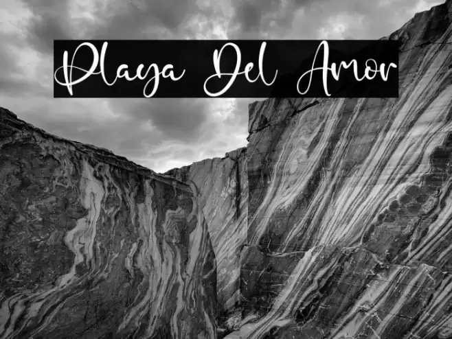 Playa Del Amor Font examples