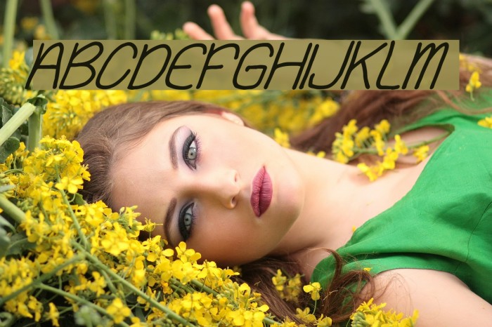 Playing Bumb Italic Font examples