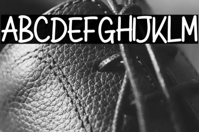 Pluiter Lighties Font examples