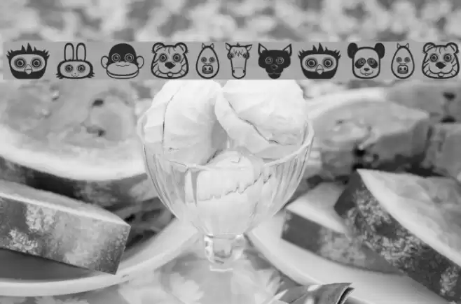 plastic pets Font examples