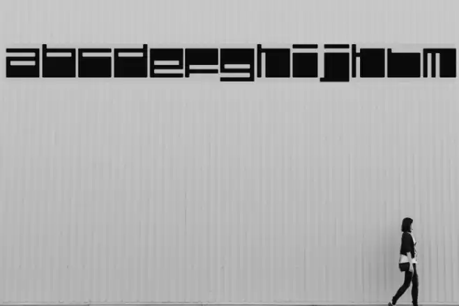 Polydiscous Font examples