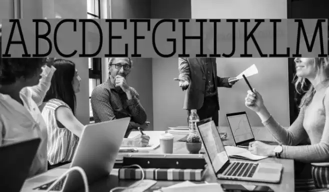 Qlarendon Condensed Font examples