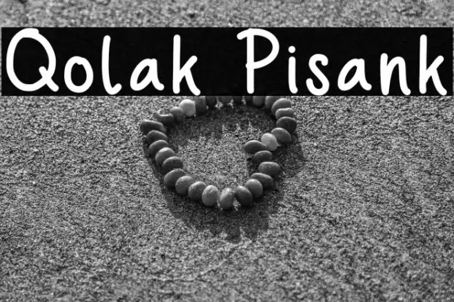 Qolak Pisank Font examples