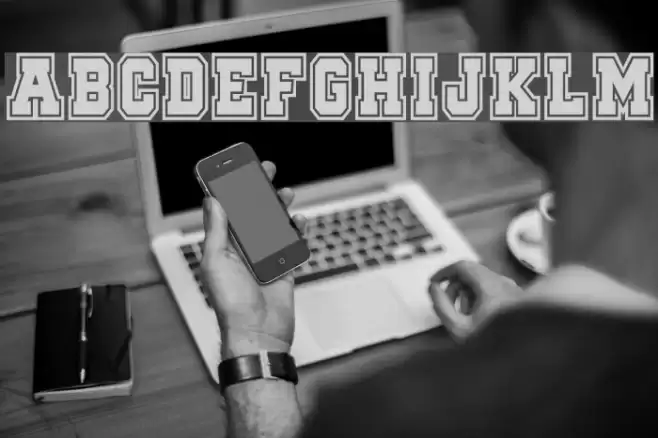 Quaterback Fight Campus Font examples