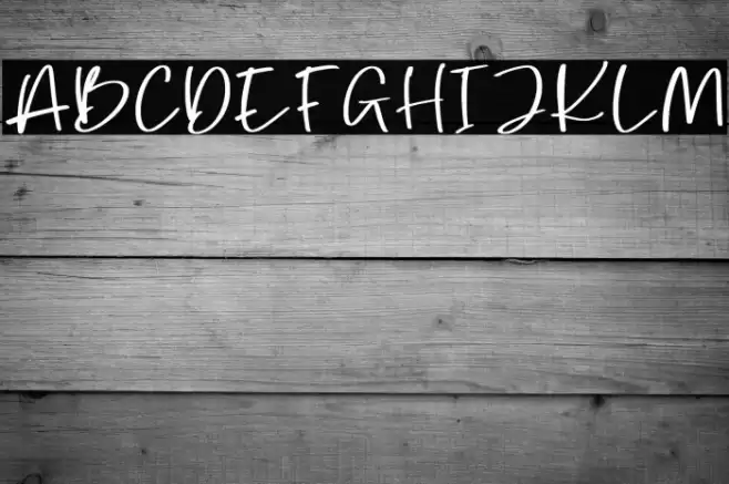 Queen Kyra Personal Use Font examples