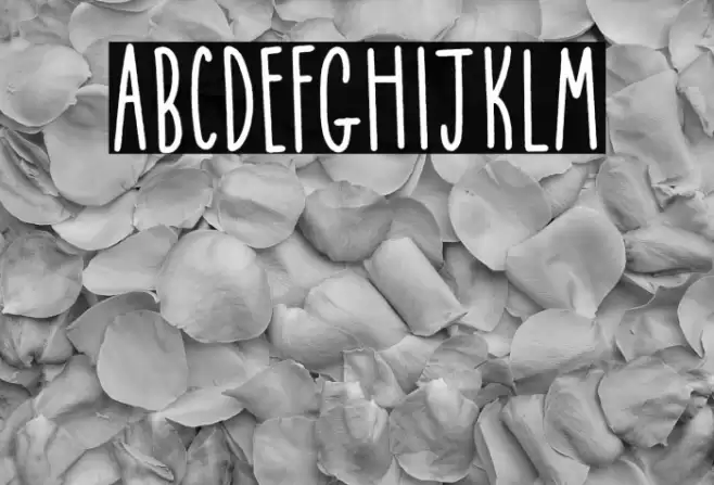 Queen Of Manda Font examples