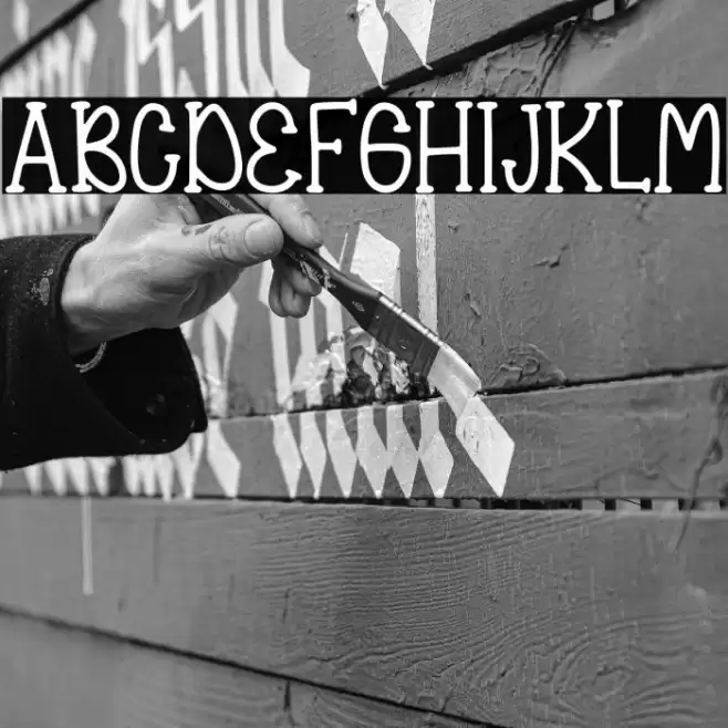 QueenSipurDemo-Regular Font examples