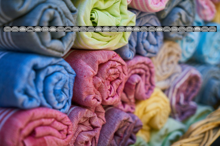 Quinteto Negative Light Regular Example 1