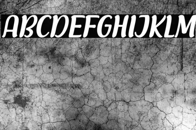 Racy Mango Italic Font examples