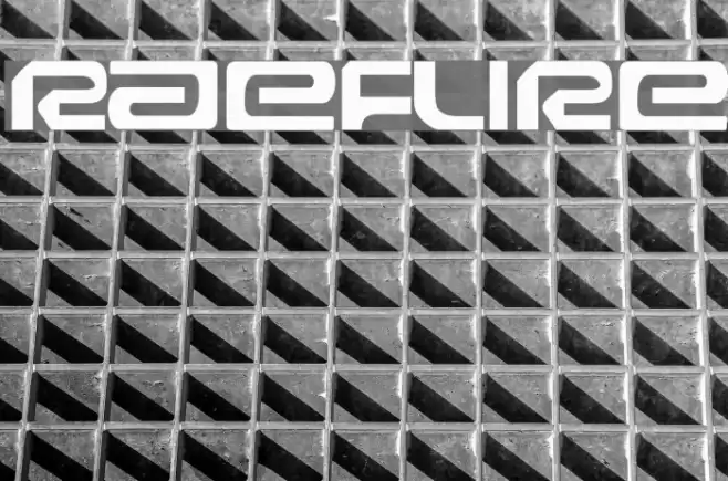 Raveflire Schriftart examples