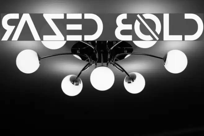 Razed Bold Font examples