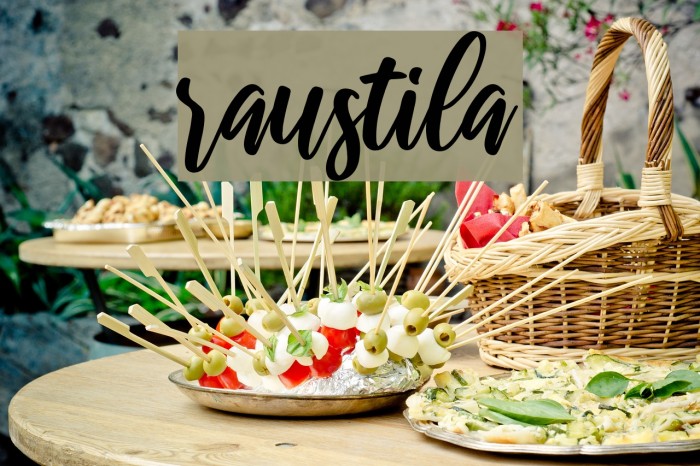 raustila Font examples