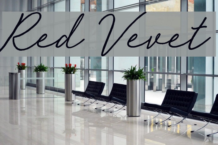 Red Vevet Font examples