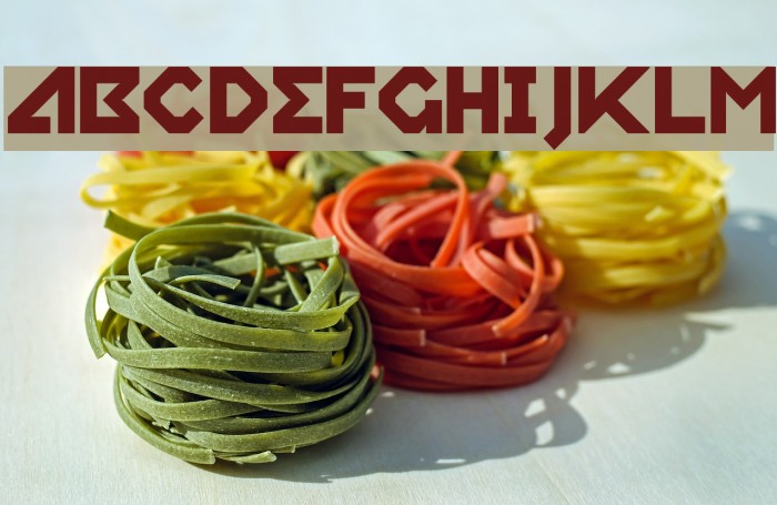 Relish Gargler Font examples