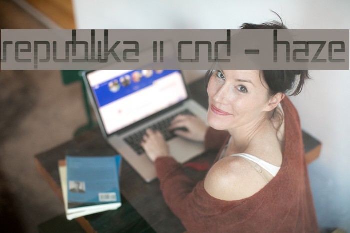 Republika II Cnd - Haze Font examples